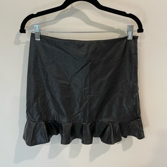 TCEC Leather Ruffle Skirt - Picture 2 of 5